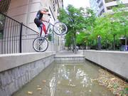 超凡国际app2025版飞船竞速画面