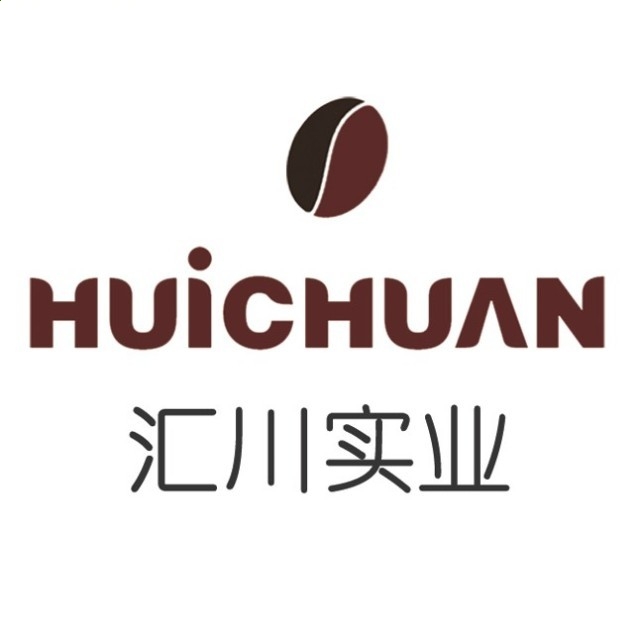 kaiyun体育app新版本发布2025版玩家在自定义庄园内进行角色装备界面操作