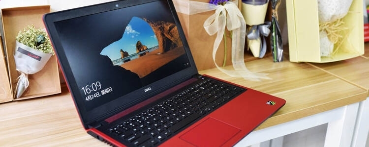 一号彩票APP2025版团队在太空外部交战场景